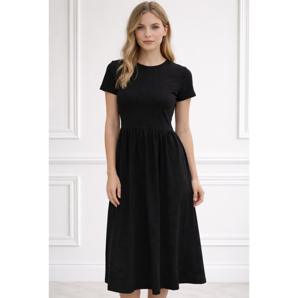 H&M Short Sleeve Midi Dress in Black